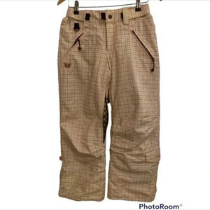 E408 Turbine Boardwear Girls Size Medium Snow Pants